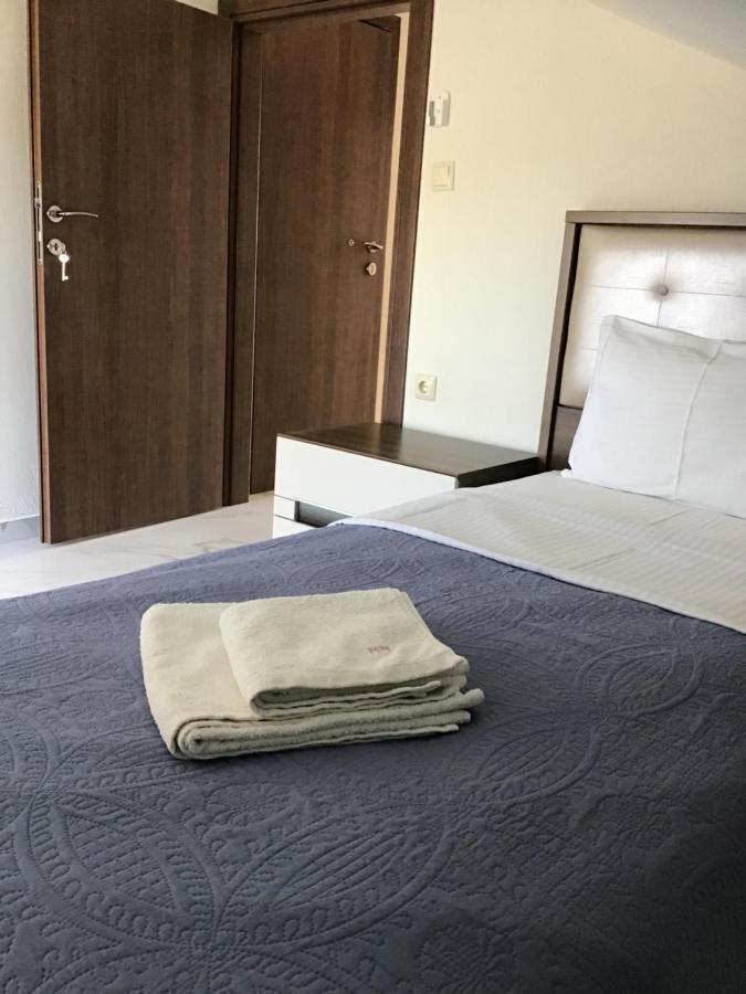 Villa Cassiopeia Никити Екстериор снимка