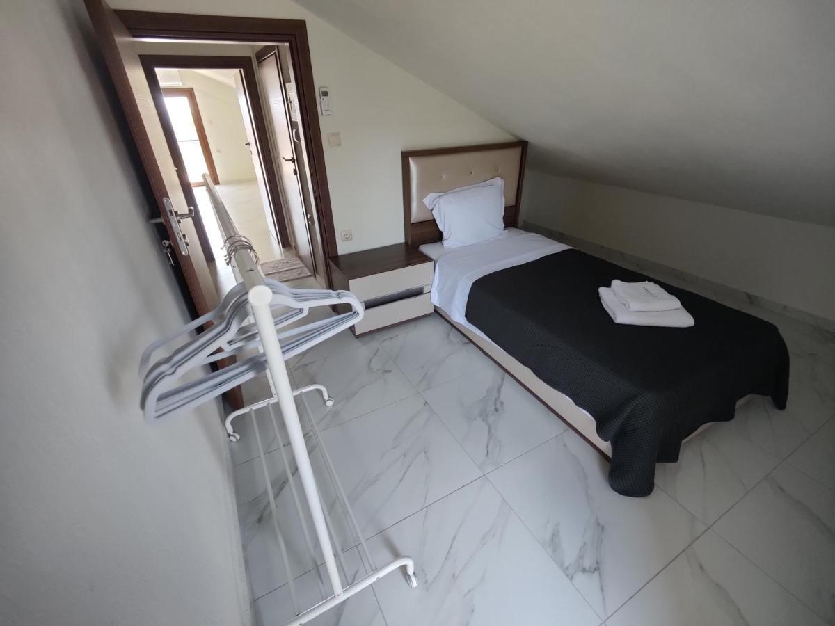 Villa Cassiopeia Никити Екстериор снимка