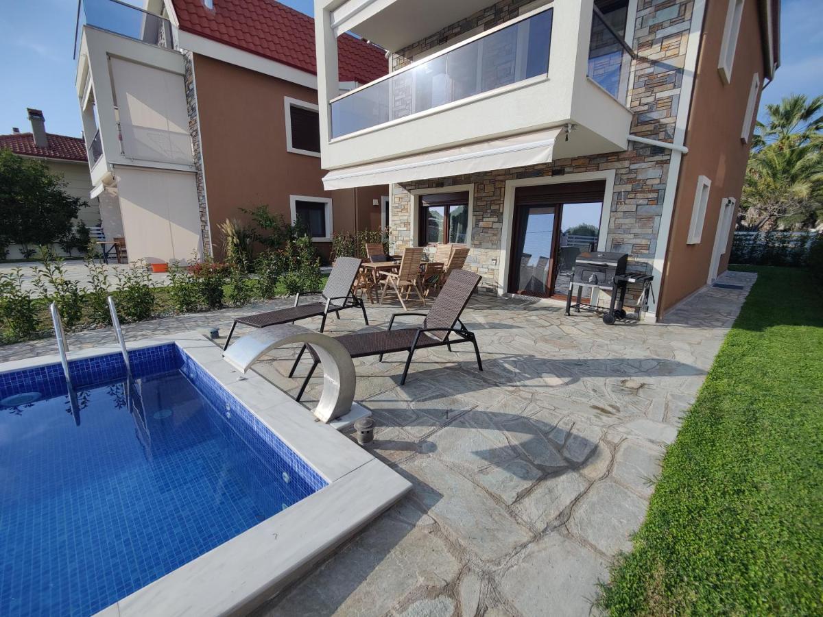 Villa Cassiopeia Никити Екстериор снимка