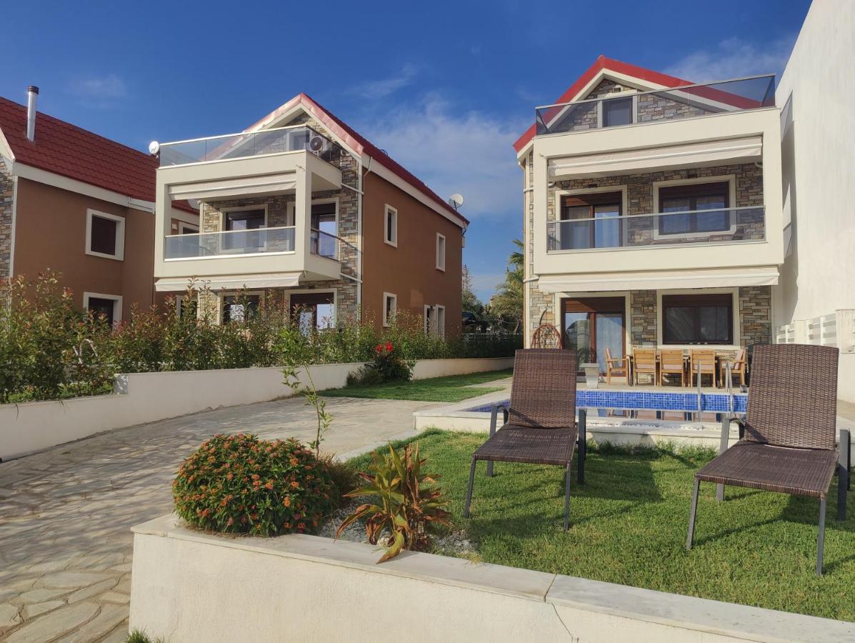 Villa Cassiopeia Никити Екстериор снимка